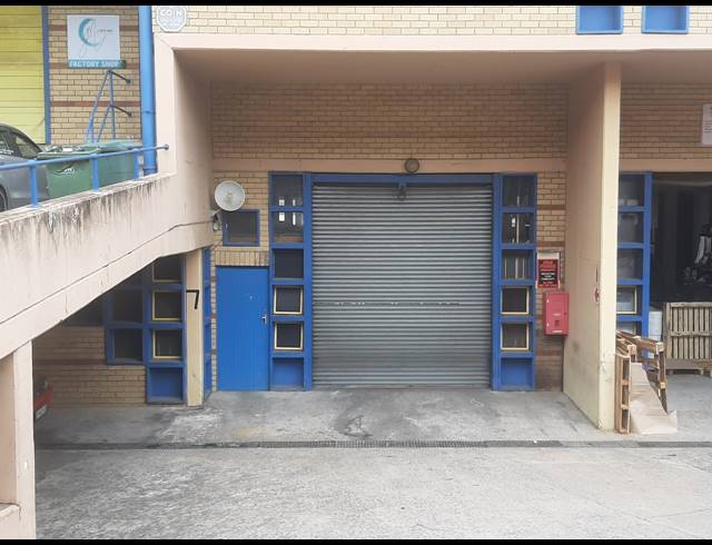 308M² WAREHOUSE TO LET IN NEW GERMANY